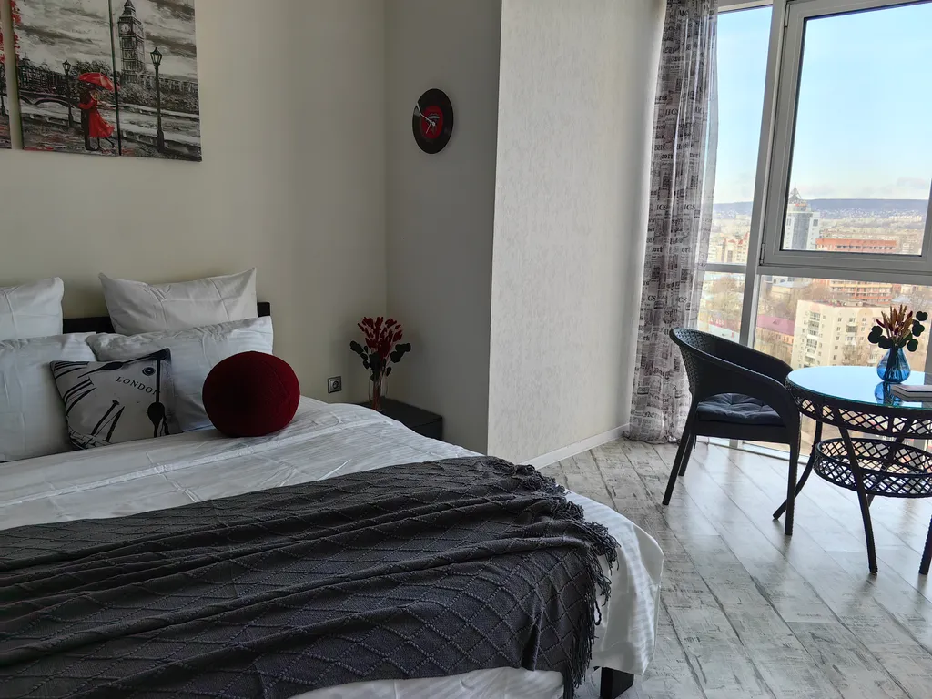 Видовая студия на набережной Волги