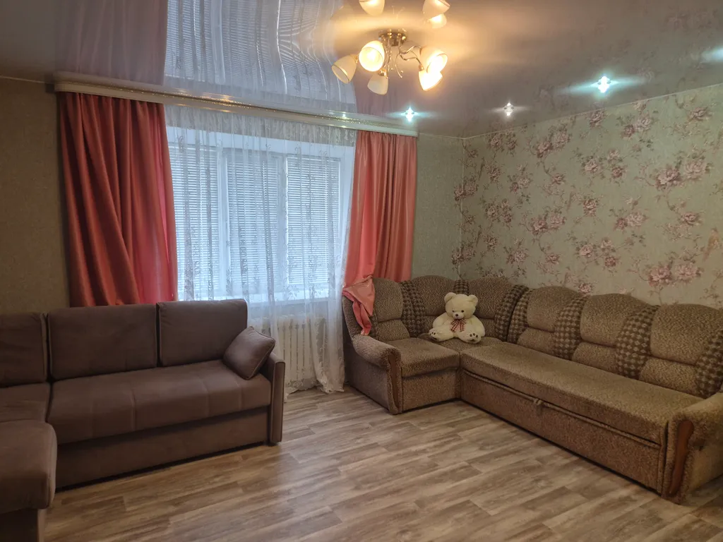 Уютная современная просторная квартира рядом с монастырем