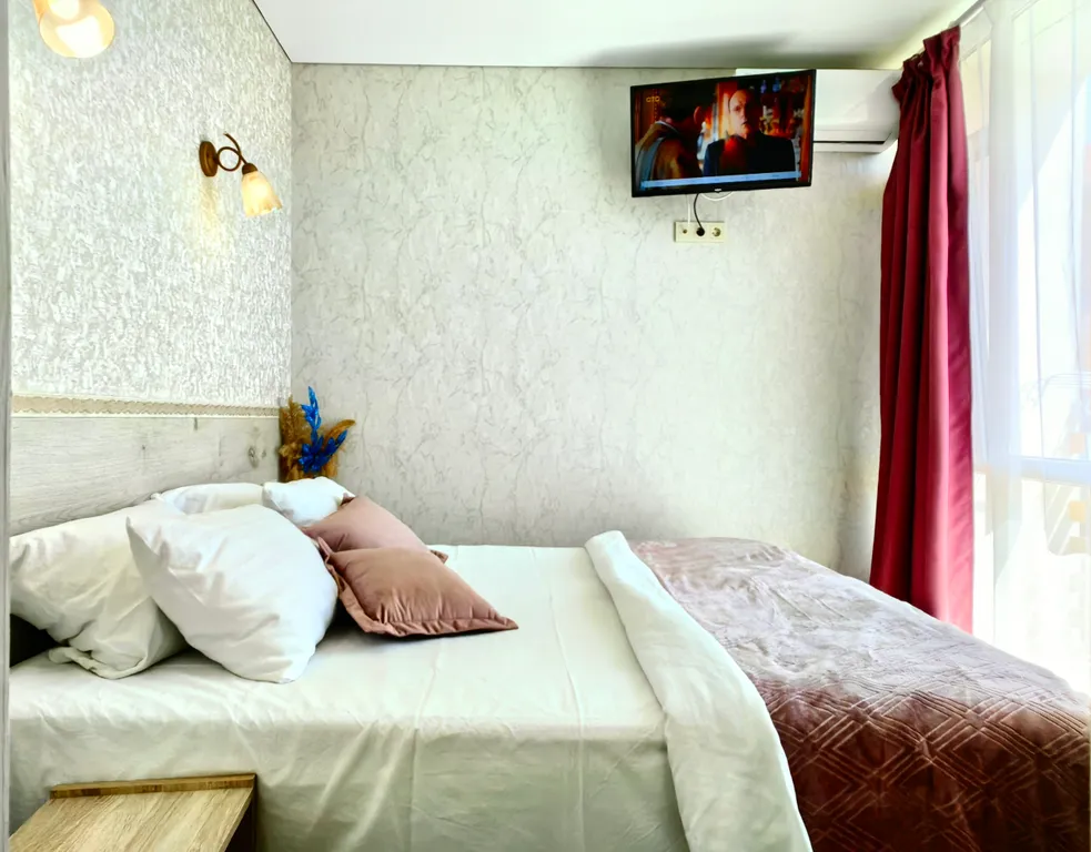 Квартира Квартира 2комн. Апарт автоном. Отоплен, кухня, стирка, балконы, изолированные спальни — Судак