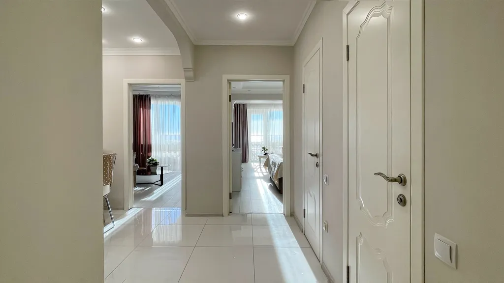 Квартира у моря с двумя спальнями и панорамным балконом