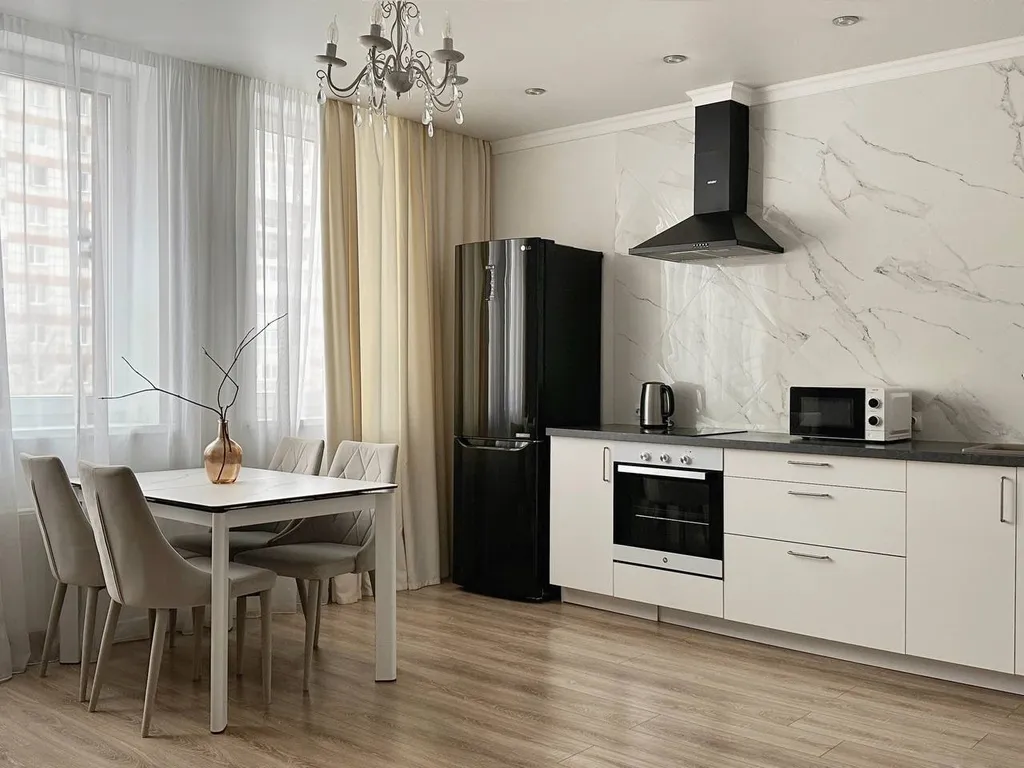 Современная квартира в центре, ЖК «Премьер» — аренда посуточно в Пермь