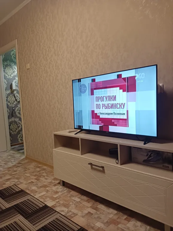 Чистая квартира с новым ремонтом рядом с ТЦ Космос