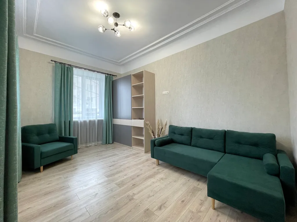 Двухуровневая квартира на набережной