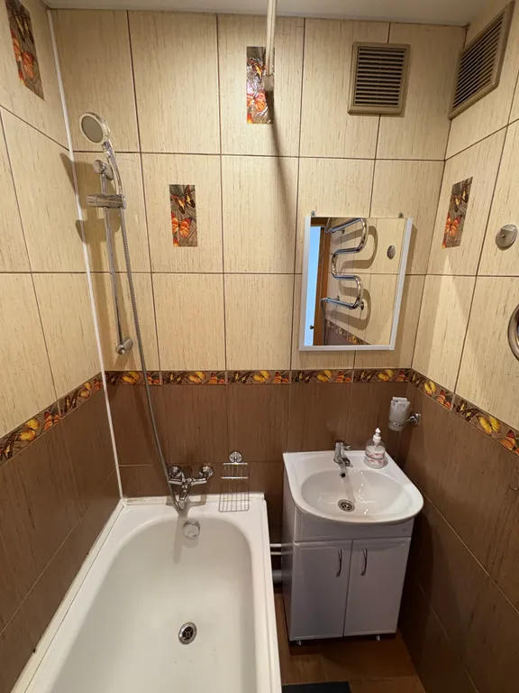 Квартира Уютная трешка — Волхов