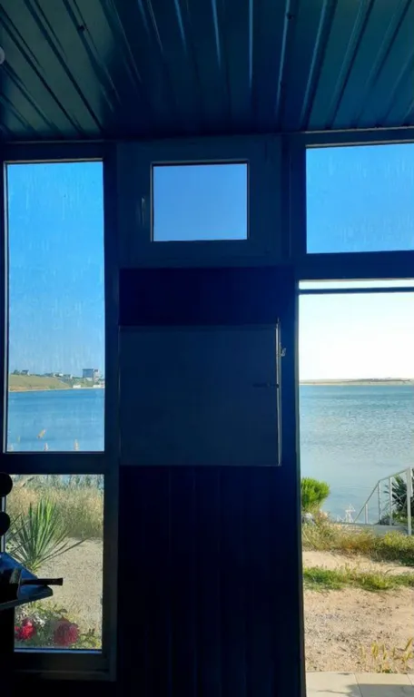 Эллинг на самом берегу Азовского моря