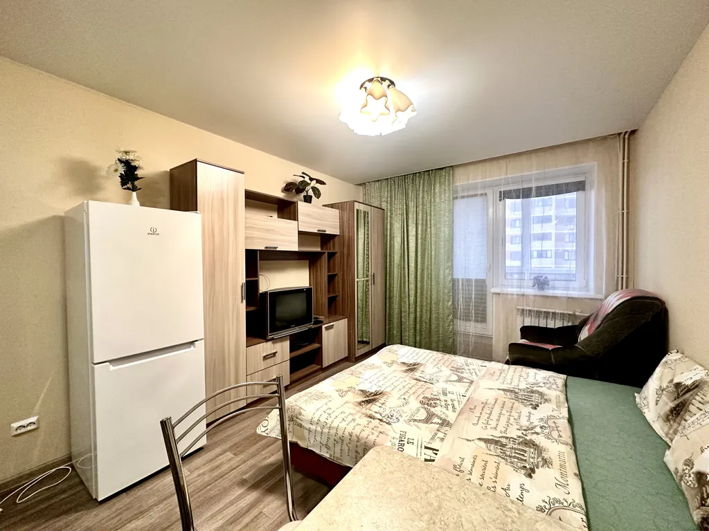 Студия рядом с ТЦ Еж и Дворцом молодежи