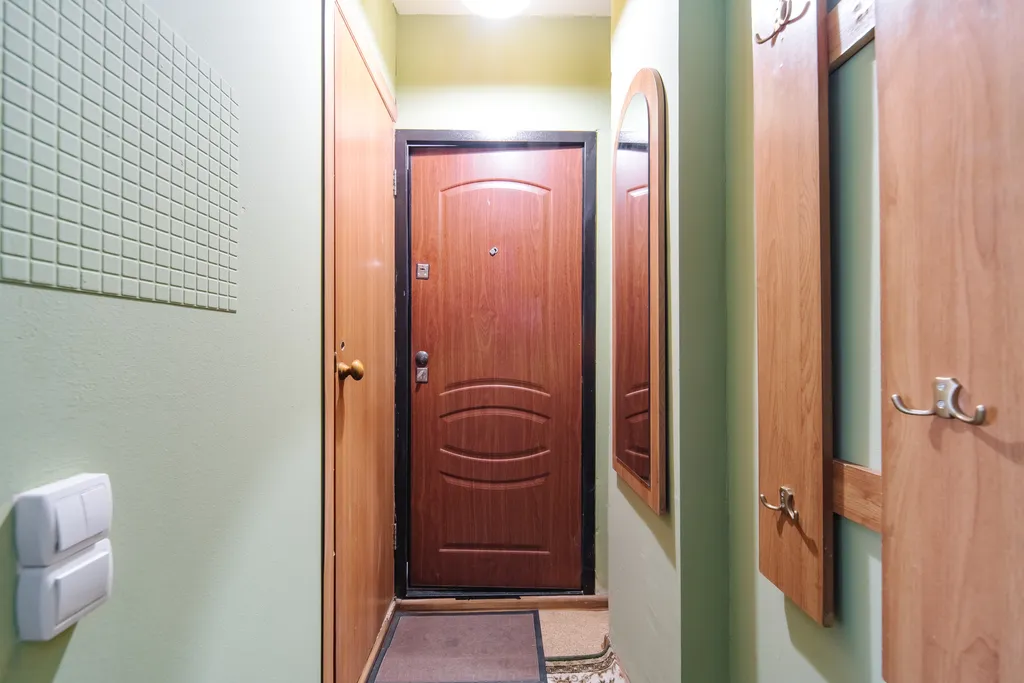 Солнечная комната-студия рядом с Театром драммы