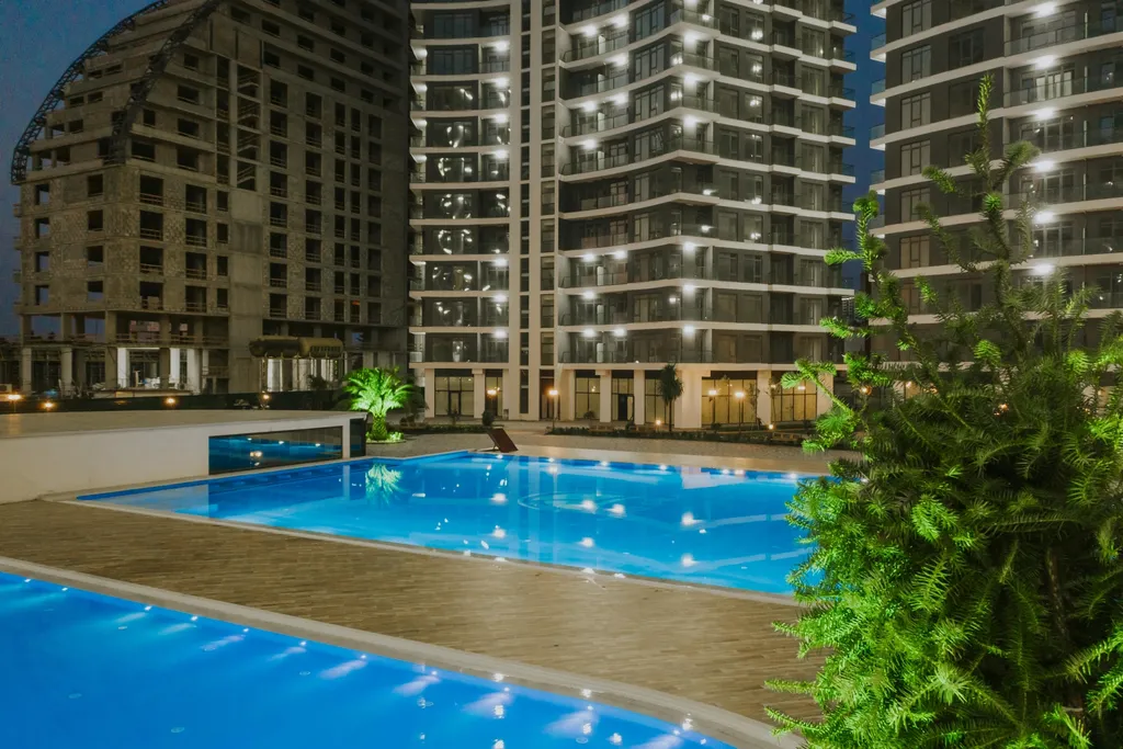 Уютная квартира с бассейном и панорамным видом на море горы и парк