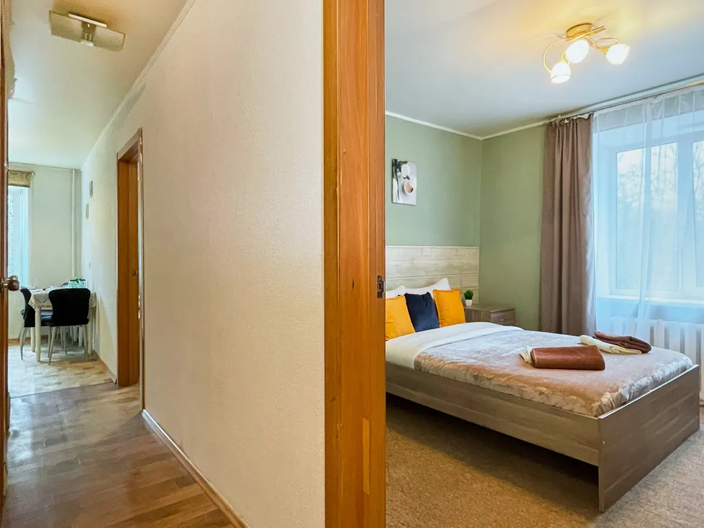 Просторная квартира с раздельными комнатами для 1-6 гостей