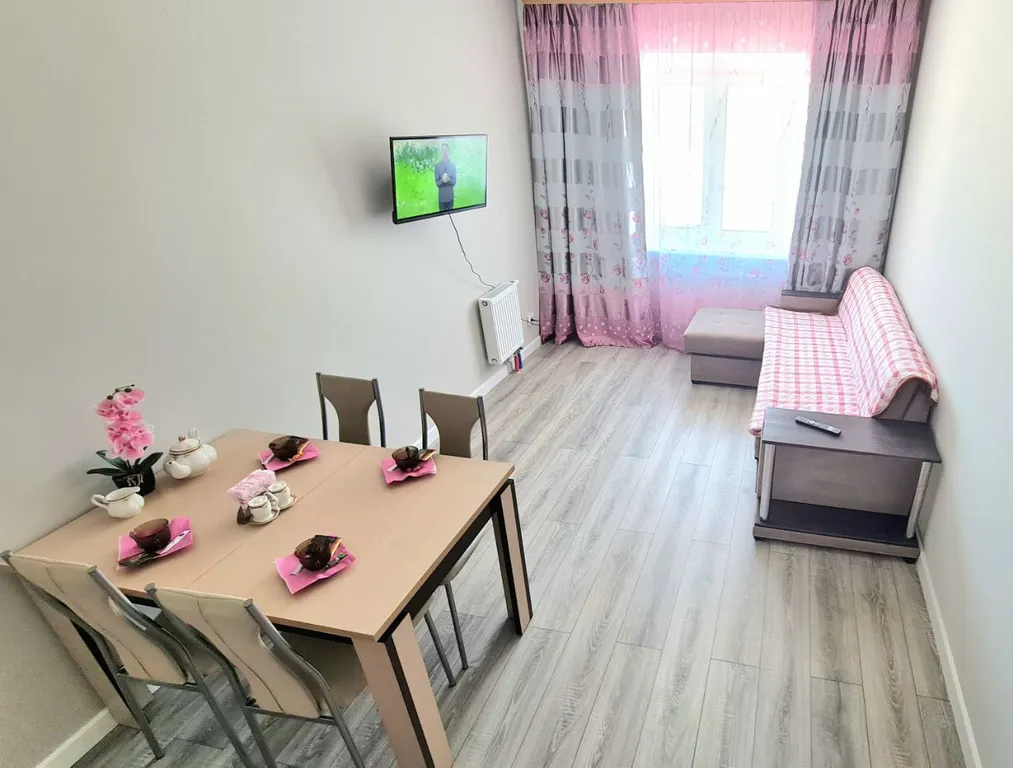 Уютная квартира — аренда посуточно в Сургут