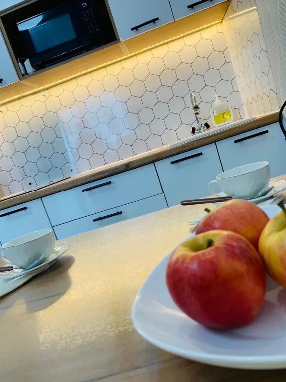 Квартира Уютная студия с кондиционером в доме рядом с аэропортом Толмачево — Обь