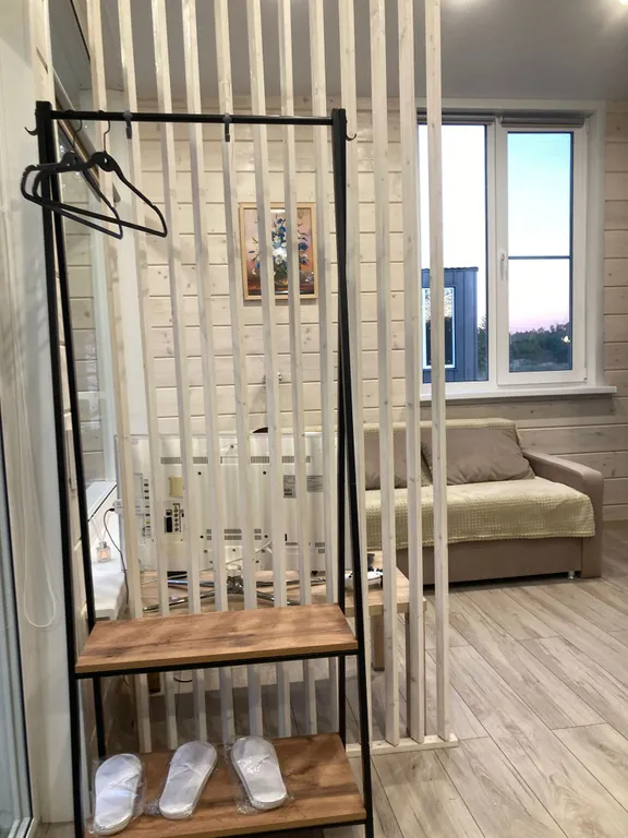 Дом на первой линии реки в тишине леса под Тверью