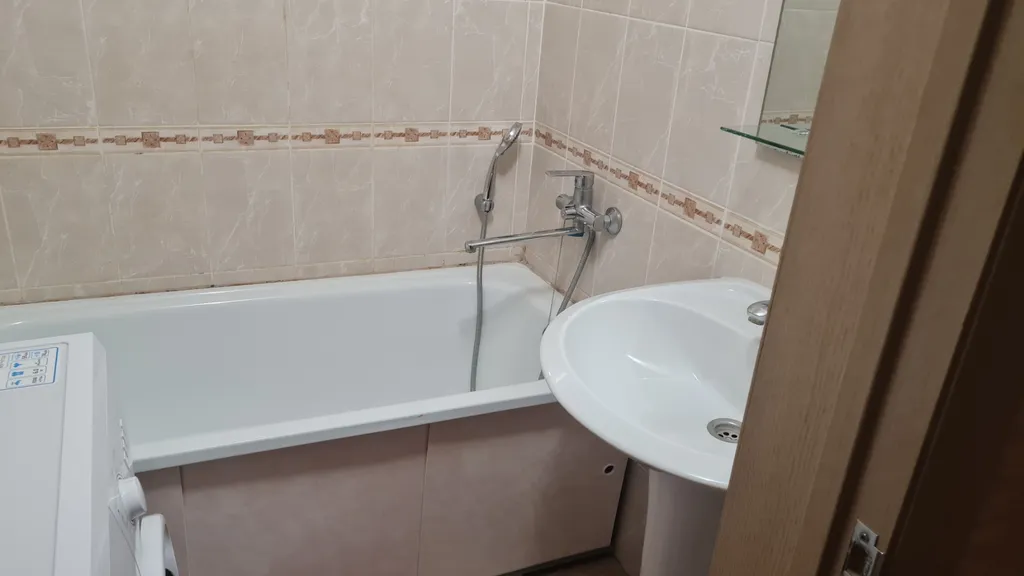 В центре ишима! Просторная 3-комн. Для командировок и семьи