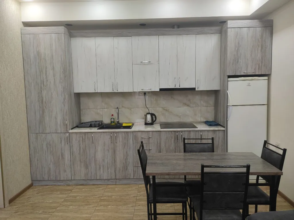 Modern suite Apartment / Self Check-in