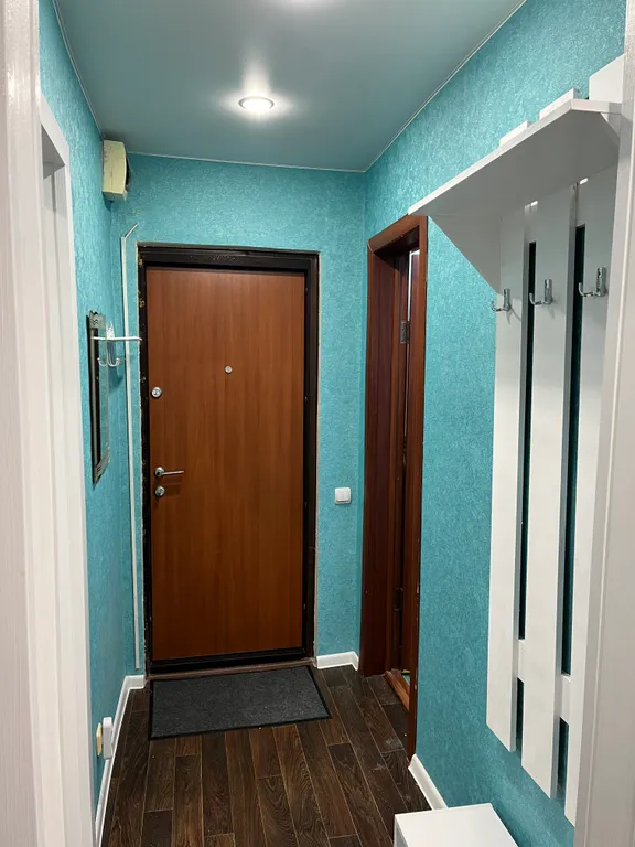 Уютные апартаменты в центре города с видом на пруд с плавающими утками