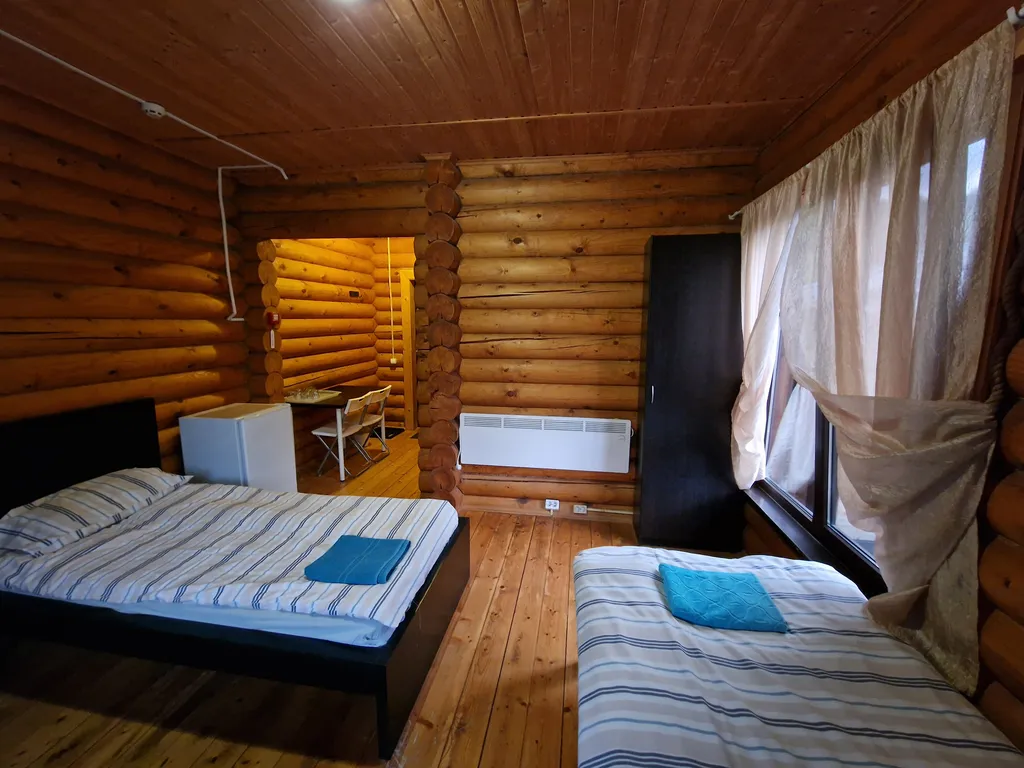 Уютный трёхместный эко-номер