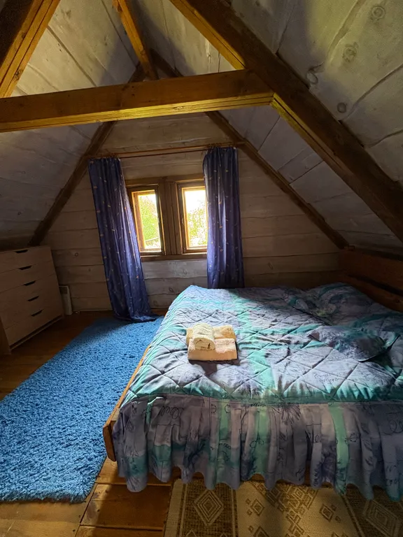 Дом у бассейна