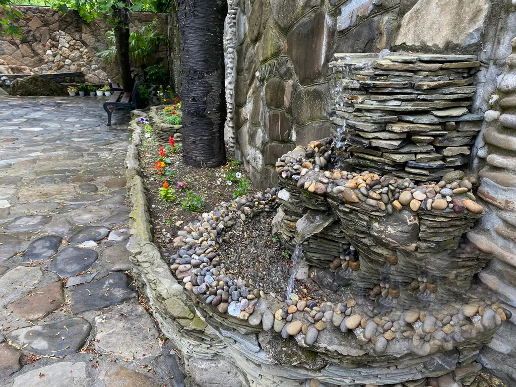 Коттедж Горный дом на семью из 8 человек