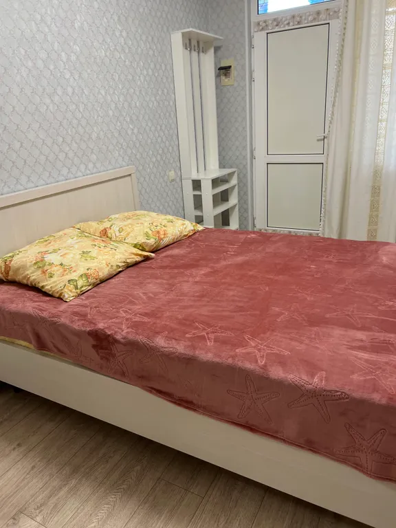 Уютная комната в тихом центре — аренда посуточно в Адлер
