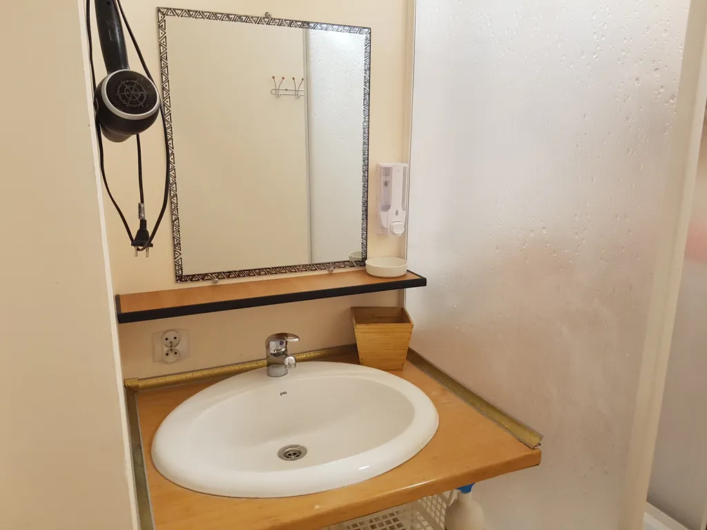 Уютный домик в зеленой зоне в центре