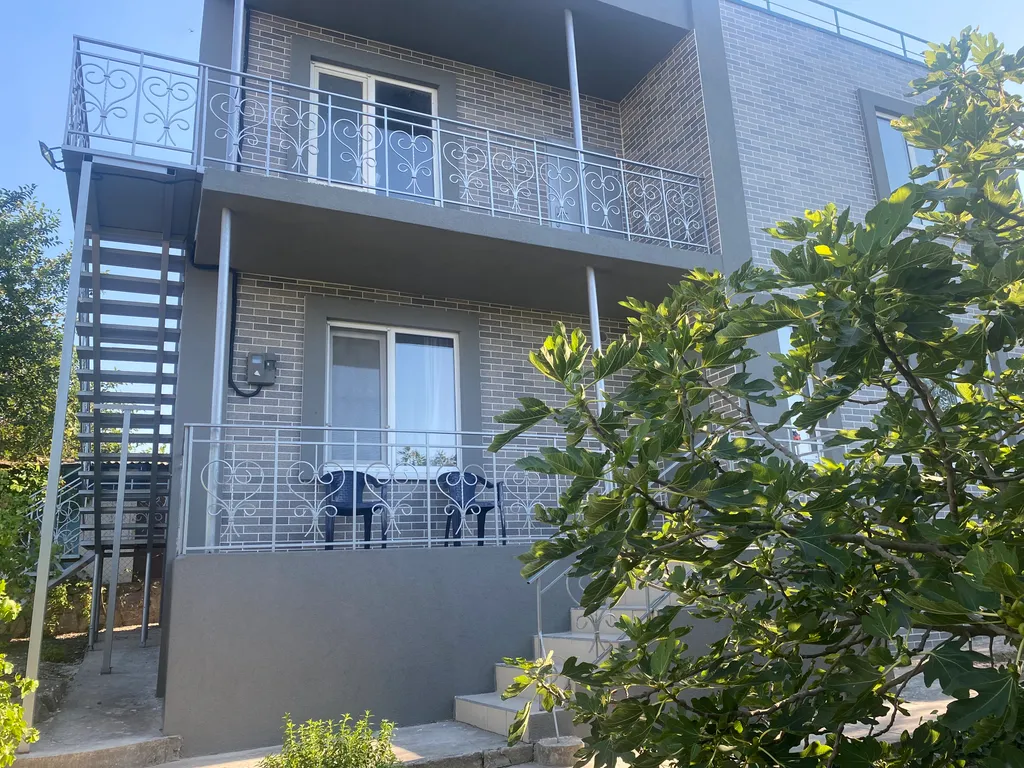 Коттедж Удобный просторный уютный дом с панорамным видом на море — аренда посуточно в Щёлкино