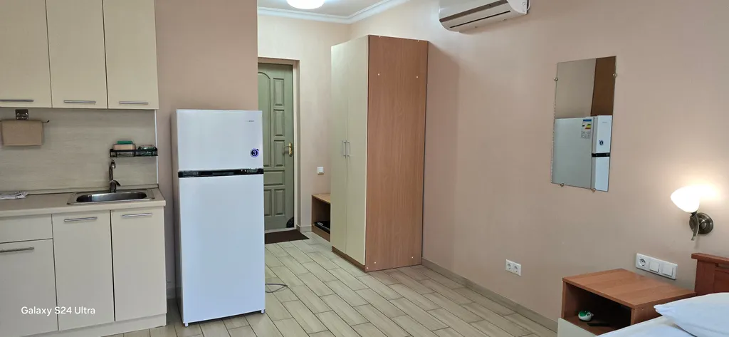 Судия в 600 метрах от моря в центре Адлера