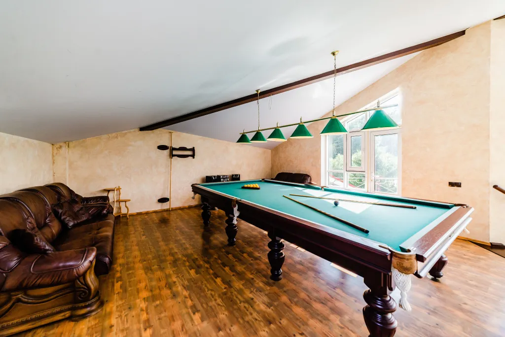 Дом в Красногорске с бассейном и сауной