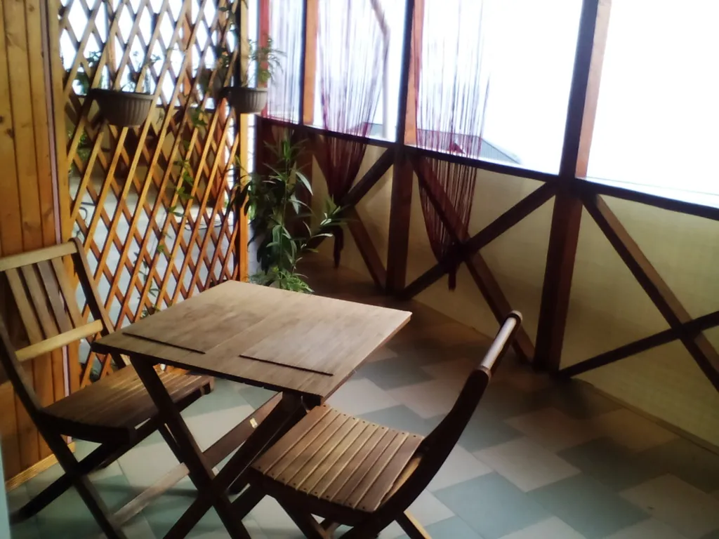 Квартира Уютная небольшая  студия, с видом на море и  на вершину Ай-Петри. — аренда посуточно в Алупка