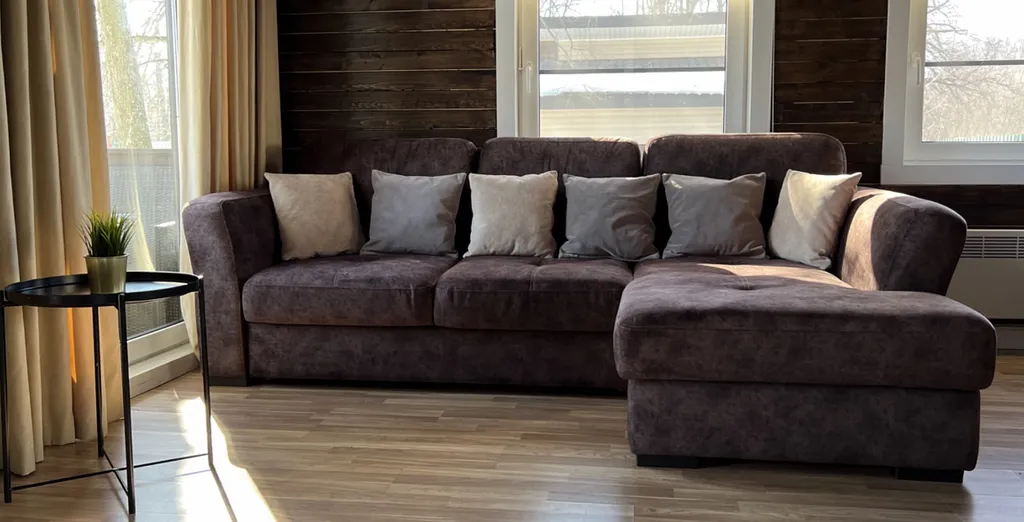 Коттедж 3-комнатный Дом — Денежниково