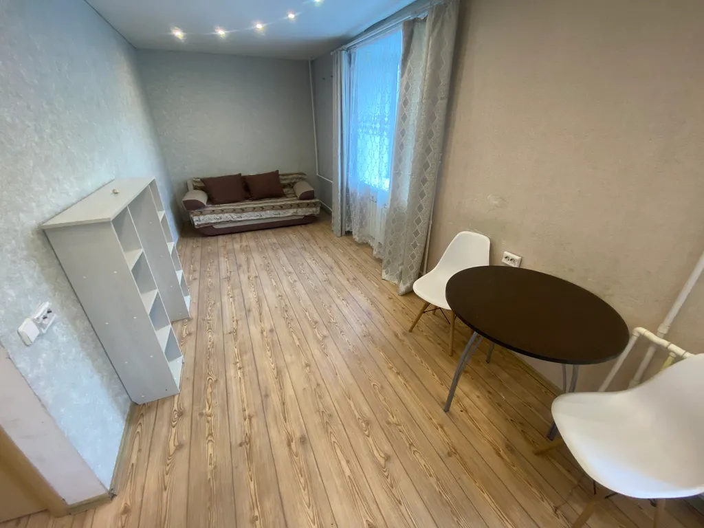 Уютная евро-двухкомнатная квартира возле Забижд