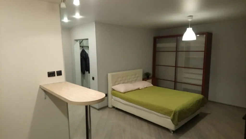 Квартира У Гринвича, в шаге от цирка, я свободна сейчас — аренда посуточно в Екатеринбург