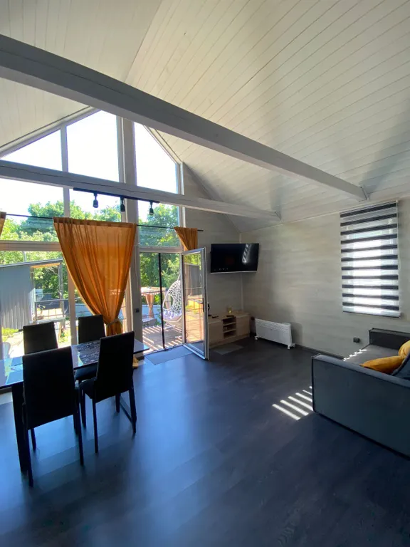 Барн у родника