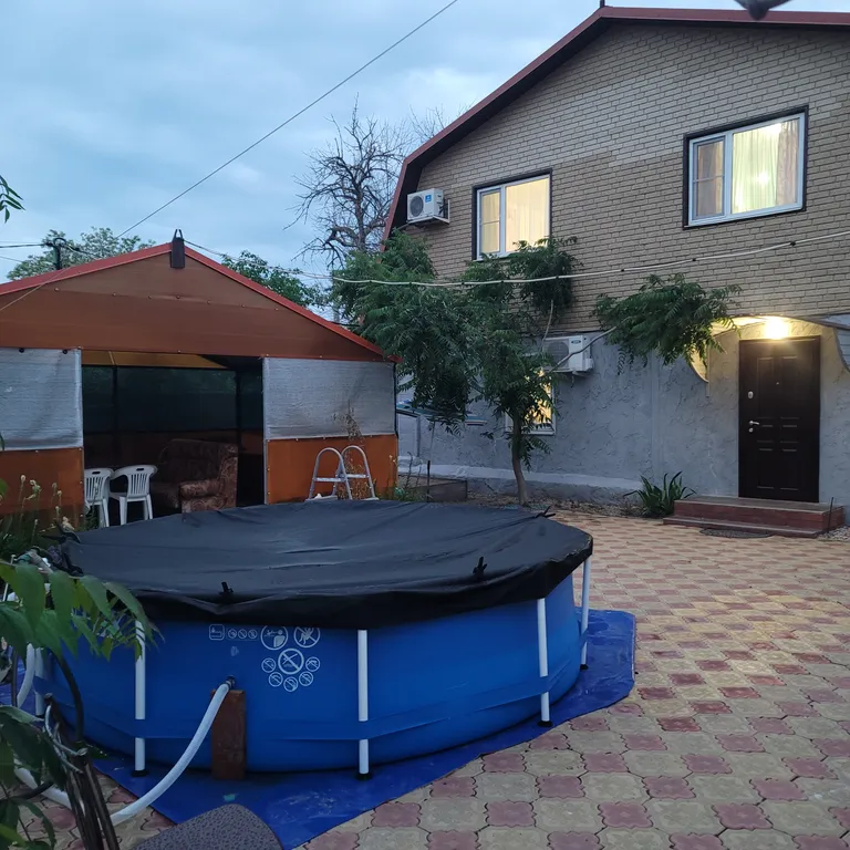 Коттедж Уютный дом для летнего отдыха на море — аренда посуточно в Должанская