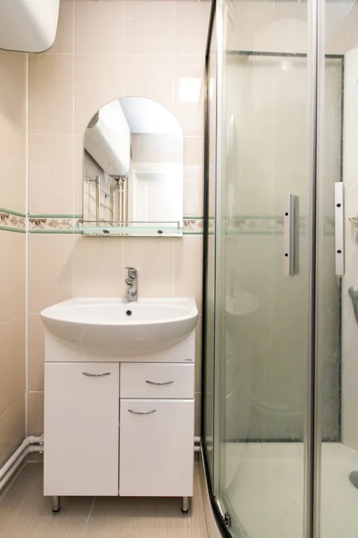 6-комнатный Дом