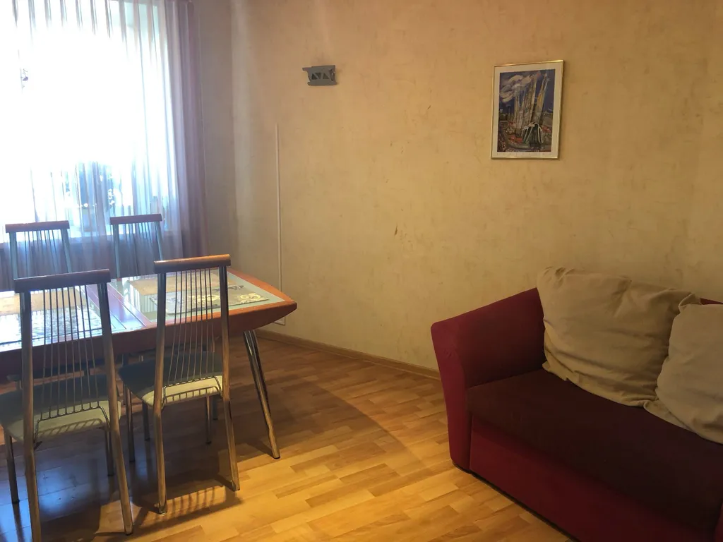 Квартира Уютная трехкомнатная квартира в центре города — Бор