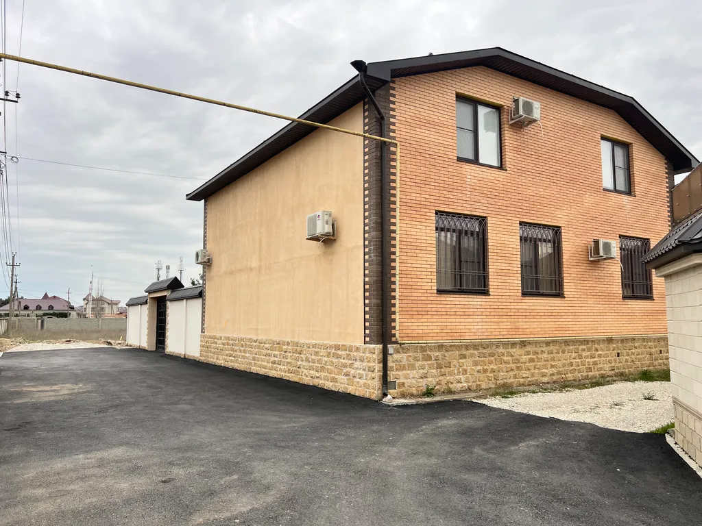 Уютный дом у моря