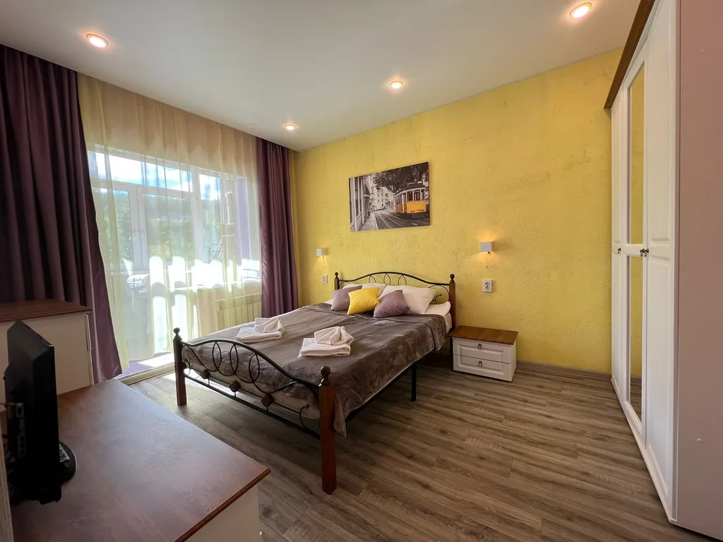 3-комнатная Квартира