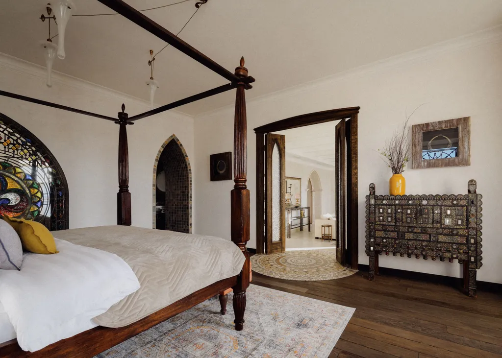 Уникальные апартаменты недалеко от Исаакиевского собора