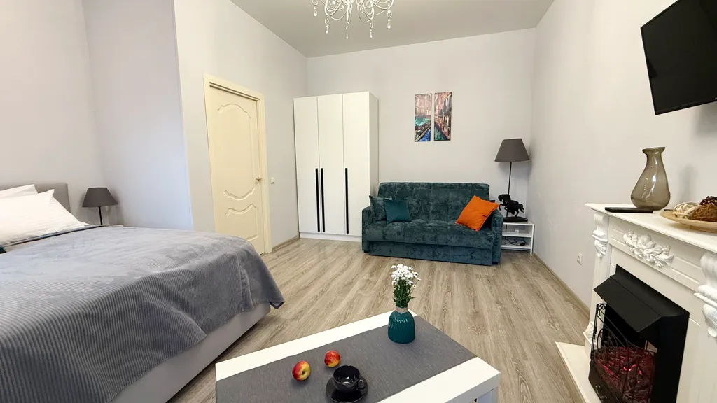 Квартира Квартира у Казанского Собора с камином — Санкт-Петербург