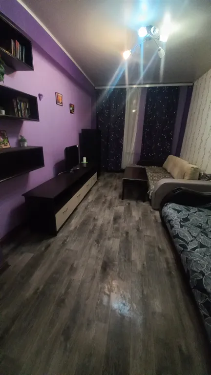 Двухкомнатная раздельная квартира в Ленинском районе ,рядом,, Аквопарк