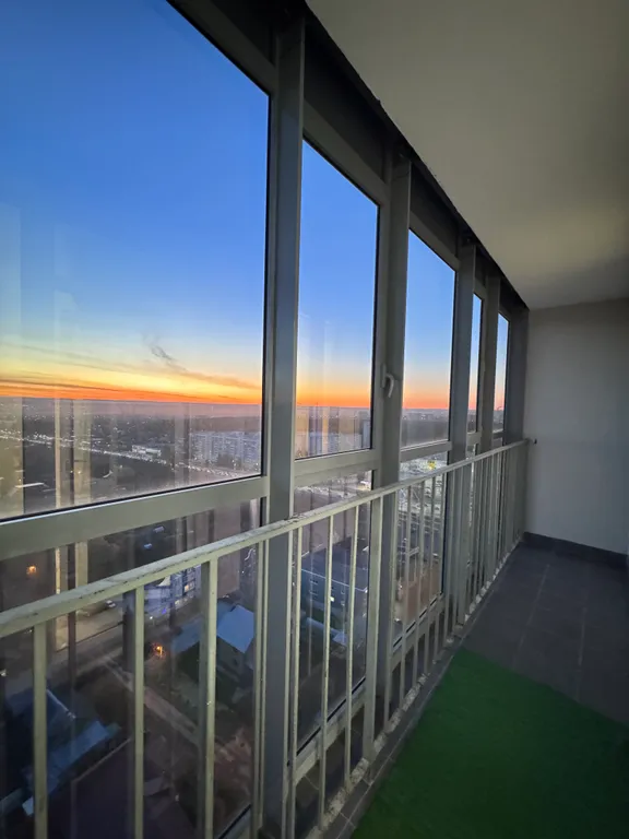 Уютная евродвухкомнатная квартира у Планеты