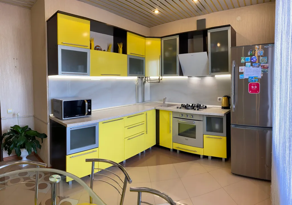 4-комнатная Квартира