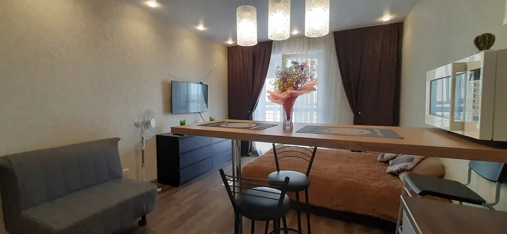 Отличная квартира,  центр, парковка — аренда посуточно в Пермь