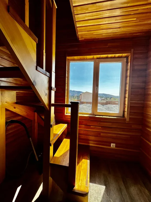 4-комнатный Дом