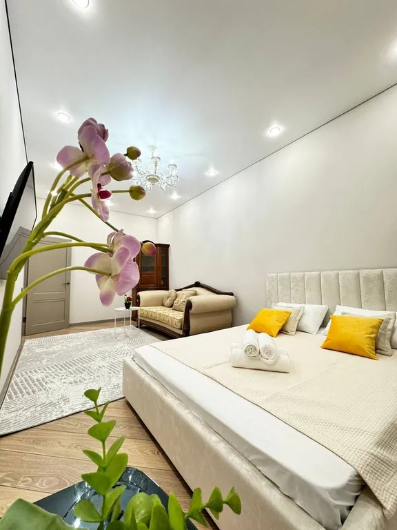 Просторная уютная двухкомнатная квартира в центре левого берега