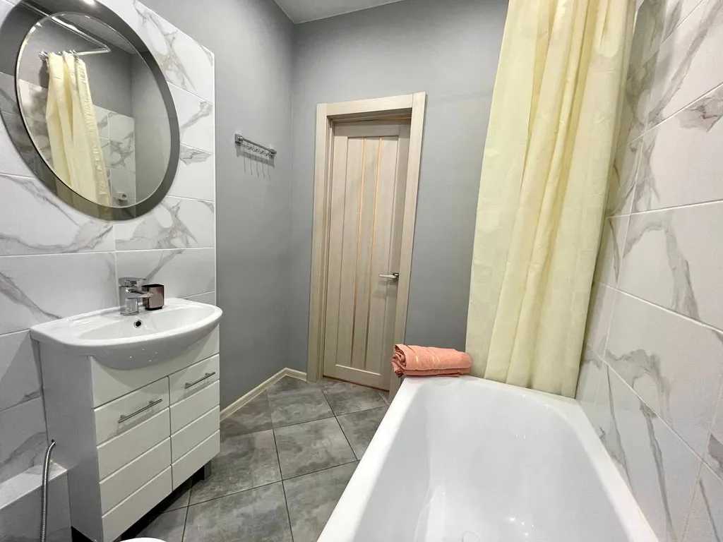 Яркая квартира в центре с кофеваркой