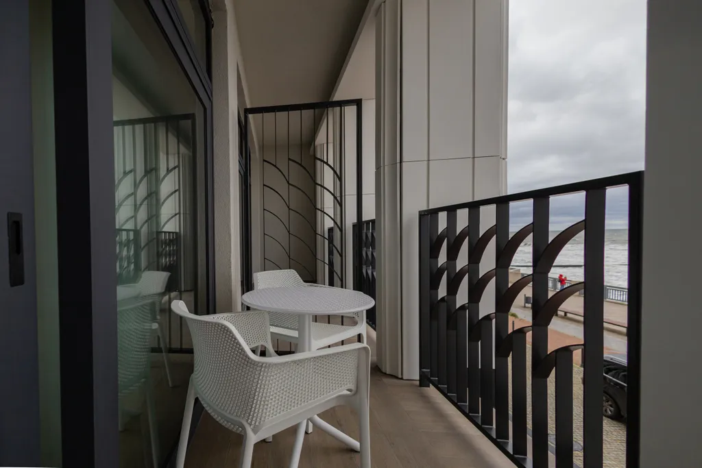 Жемчужный берег с панорамным видом на море