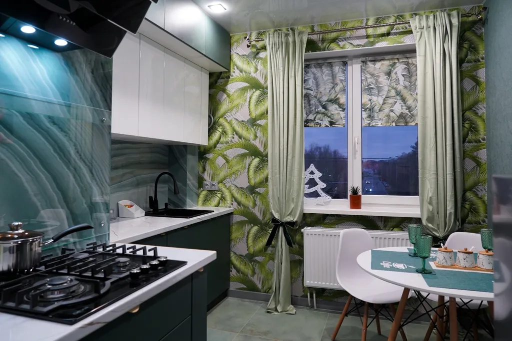 Квартира 3-комнатная Квартира — Калининград