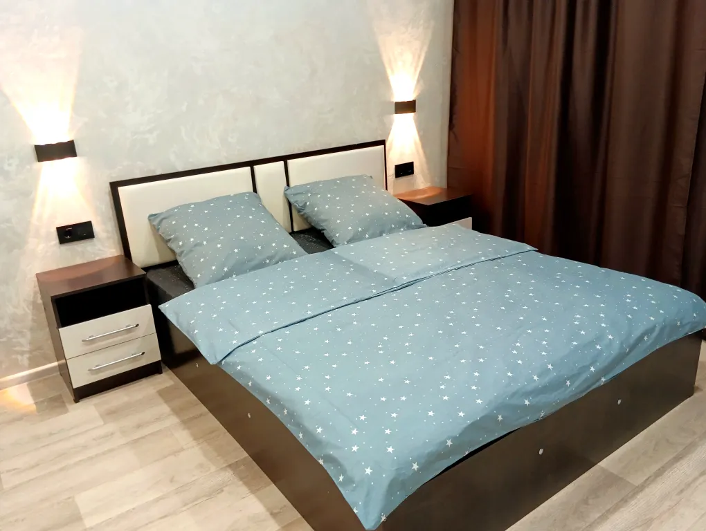 Новая большая светлая теплая квартира в новом доме в центре города