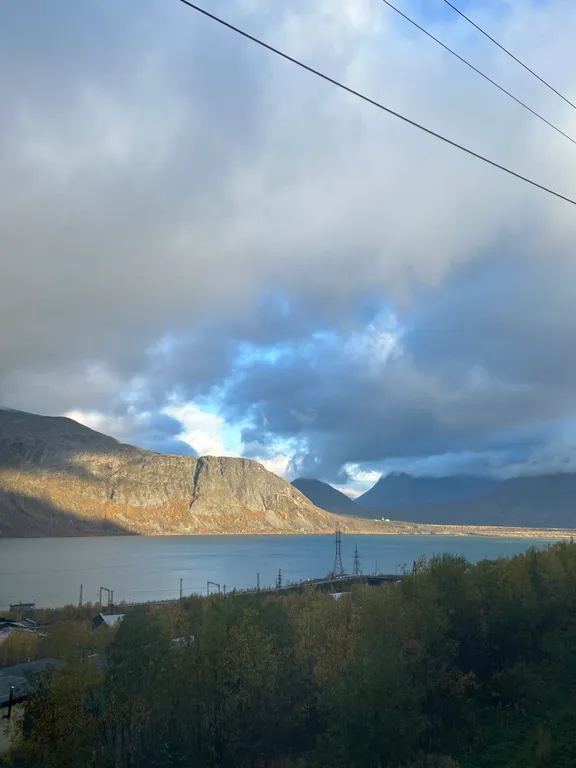 Уютная квартира с шикарным видом на горы и озеро